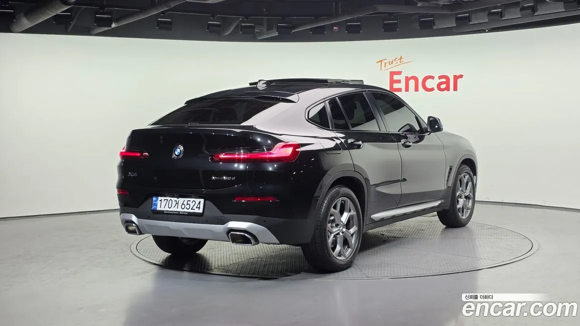 BMW X4 — фото 10