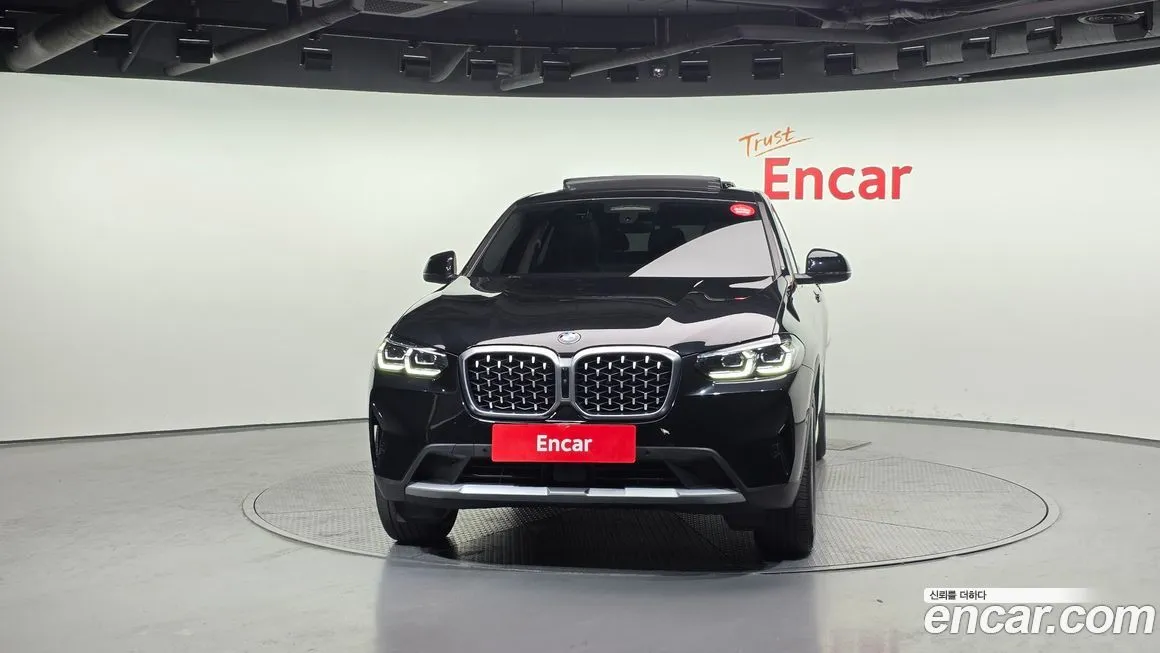 BMW X4 — фото 9