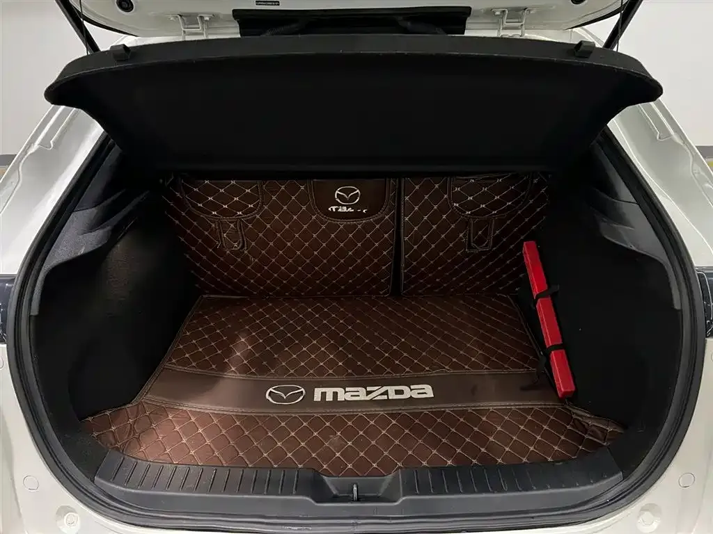 Mazda CX-30 — фото 7