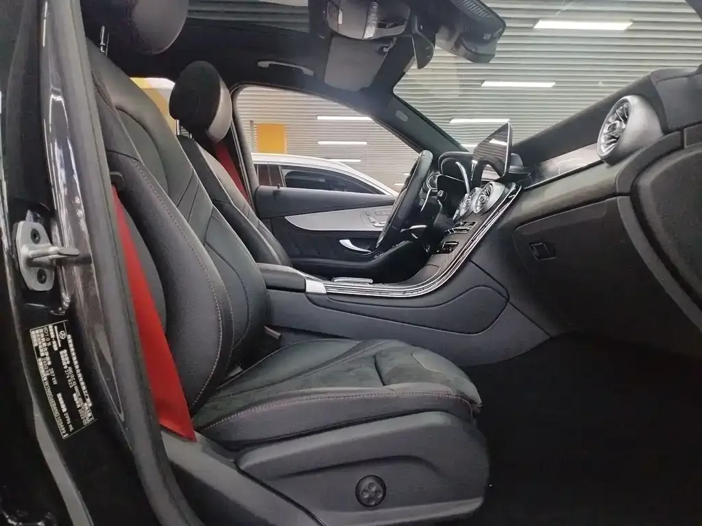 Mercedes-Benz GLC AMG — фото 6