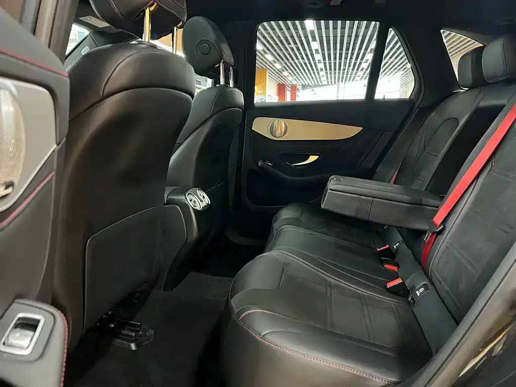 Mercedes-Benz GLC AMG — фото 2