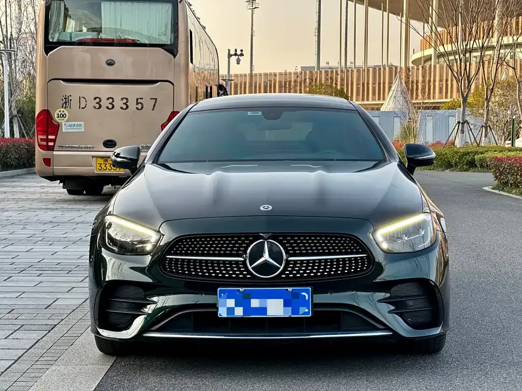 Mercedes-Benz E-Class (Import) — фото 10