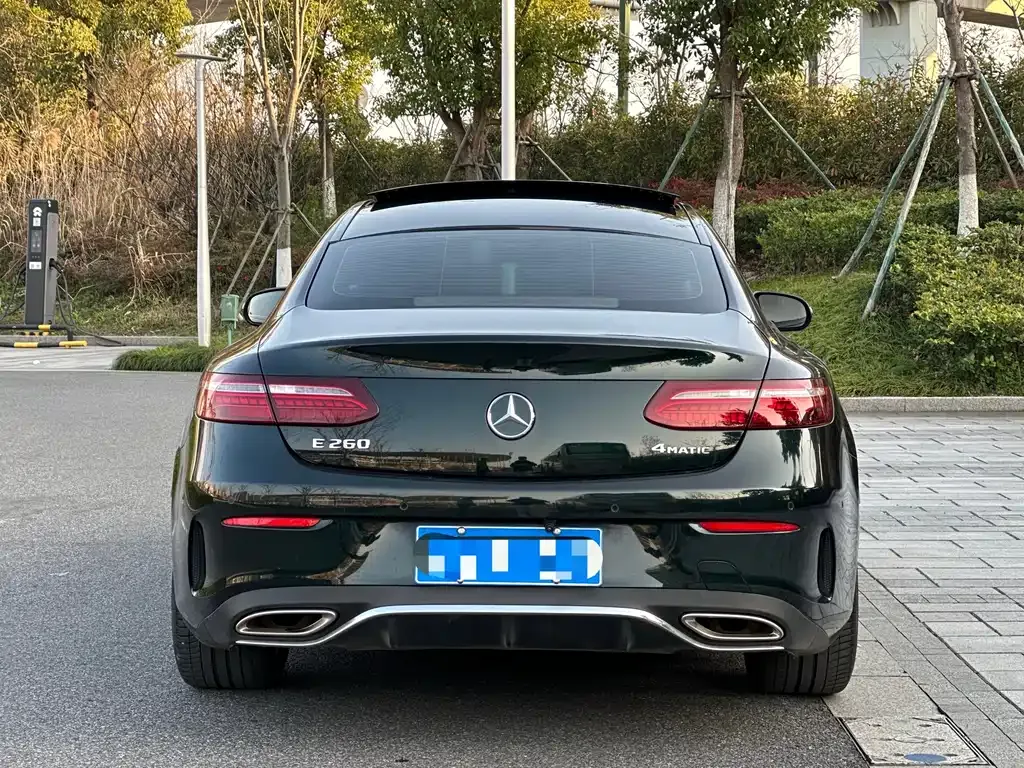 Mercedes-Benz E-Class (Import) — фото 2