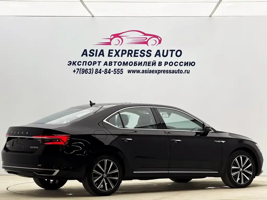 Skoda Superb — фото 4