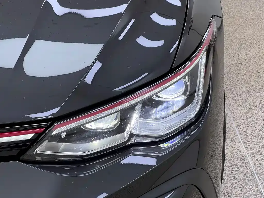 Volkswagen Golf GTI — фото 6