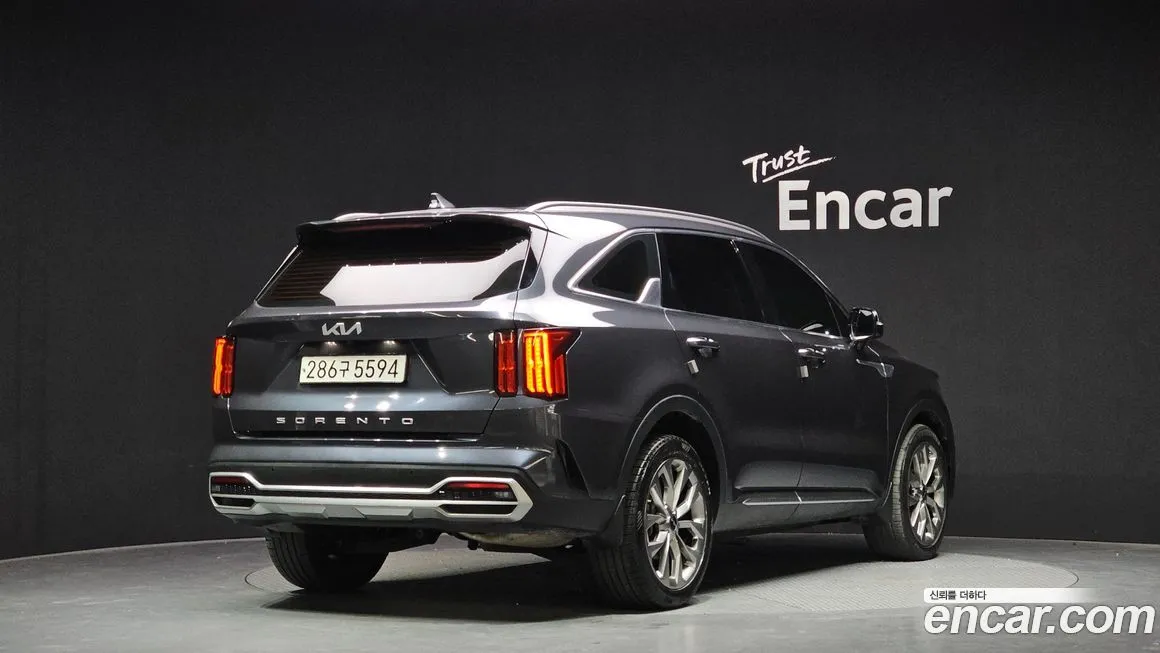Kia Sorento — фото 10