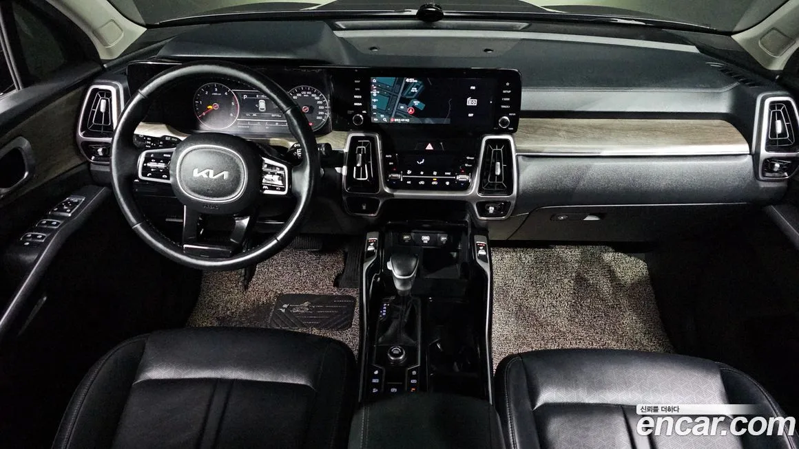 Kia Sorento — фото 6