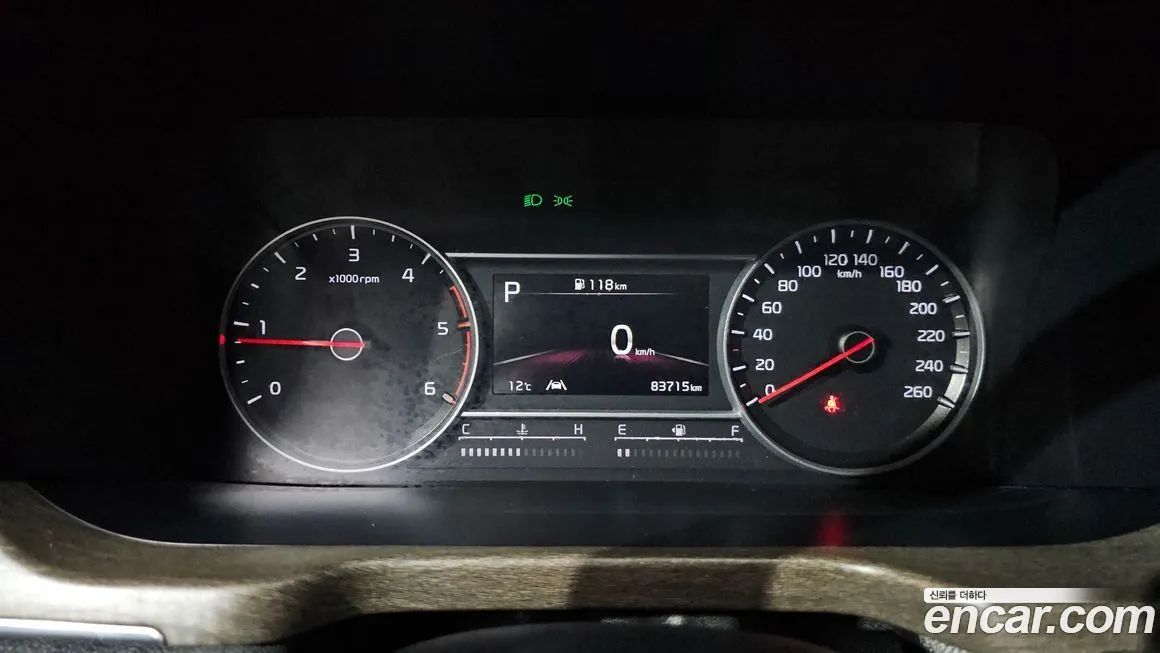 Kia Sorento — фото 5