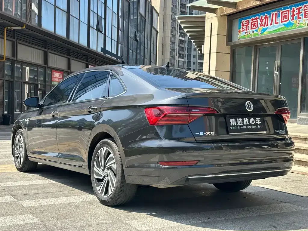Volkswagen Sagitar — фото 2