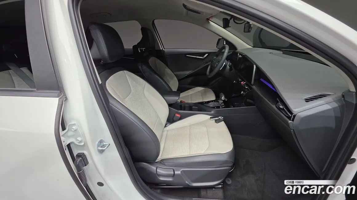 Kia Niro — фото 10