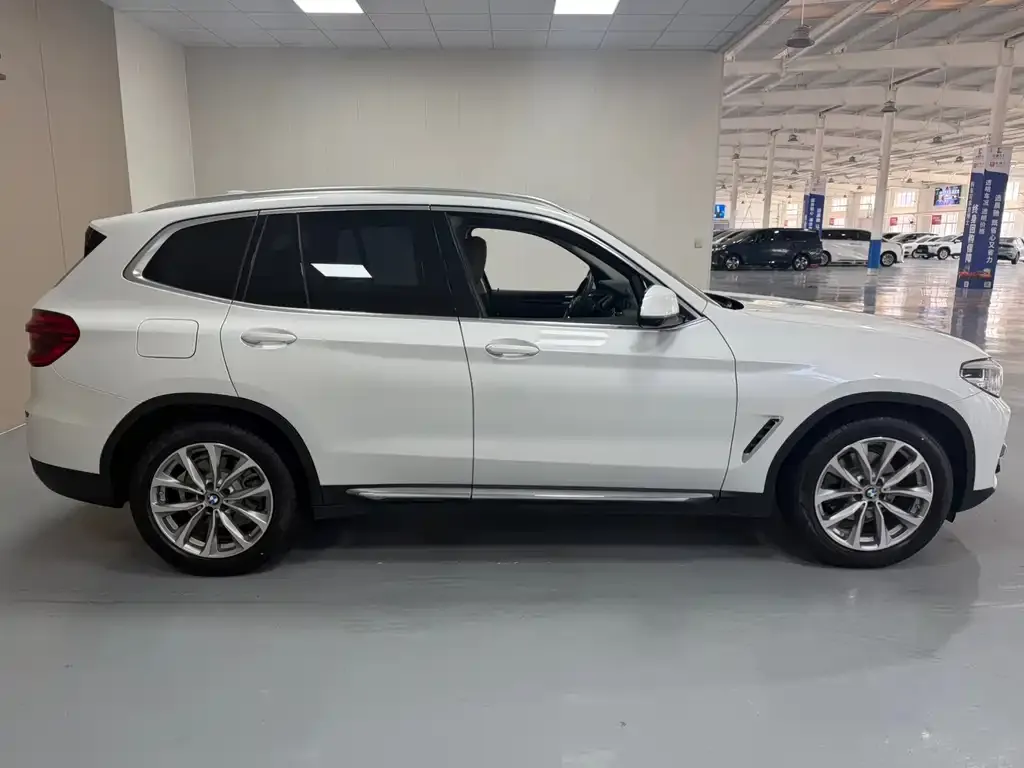 BMW X3 — фото 2