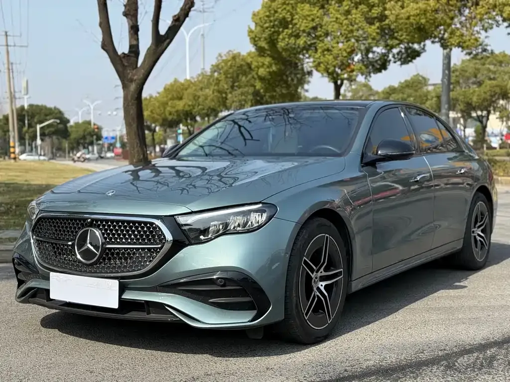 Mercedes-Benz E-Class (Import) — фото 1