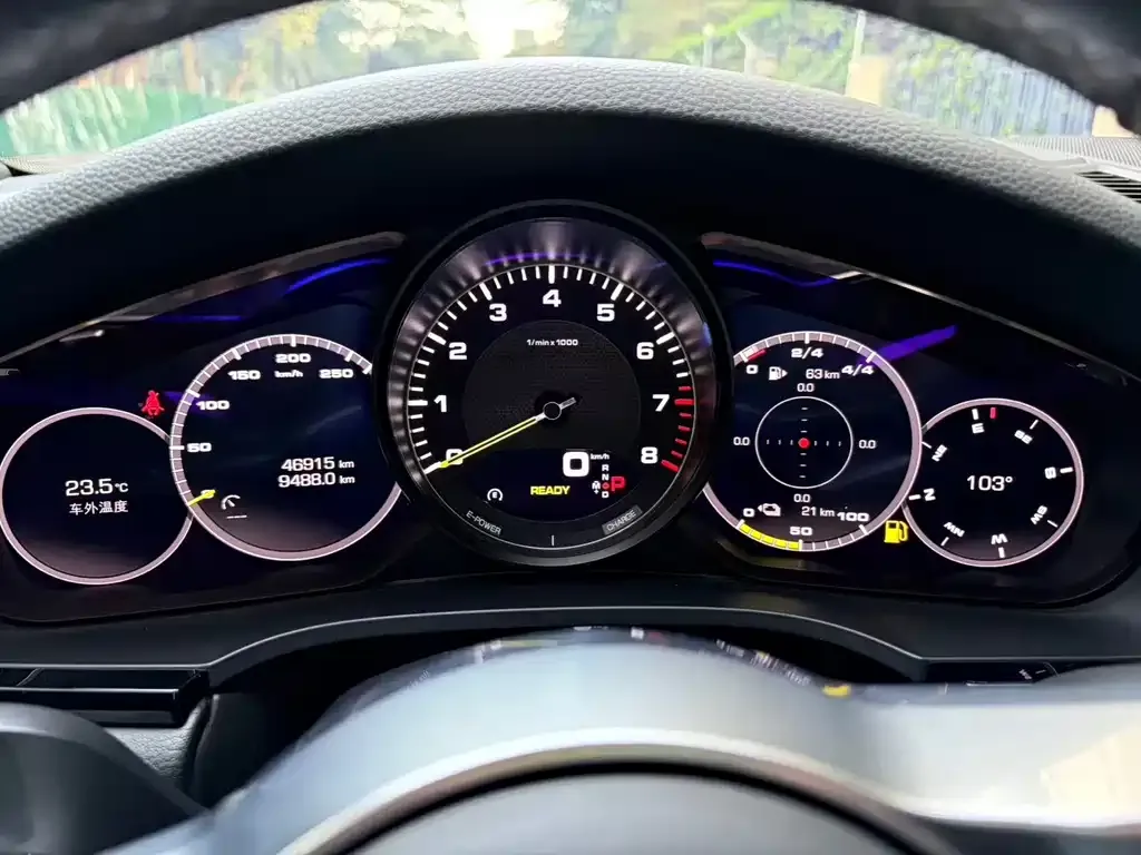 Porsche Cayenne Hybrid — фото 6