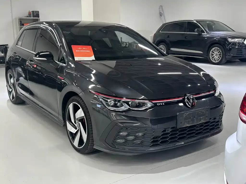 Volkswagen Golf GTI — фото 4