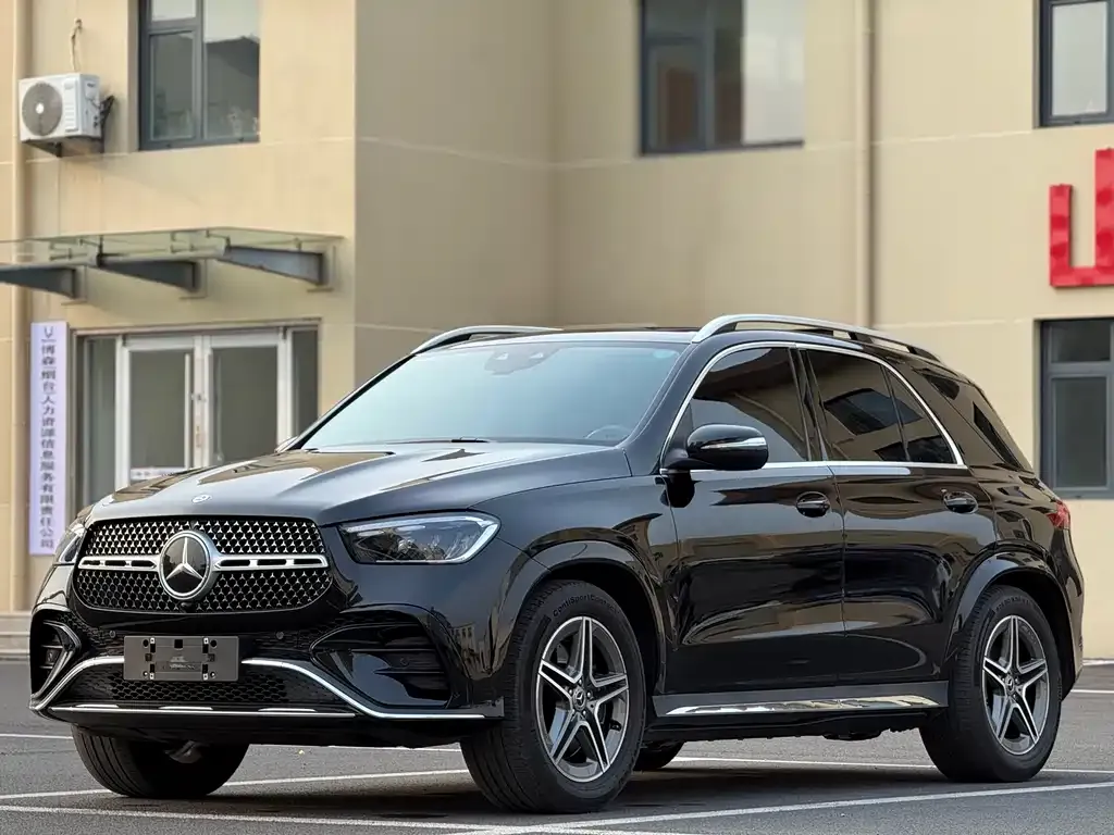 Mercedes-Benz GLE — фото 1
