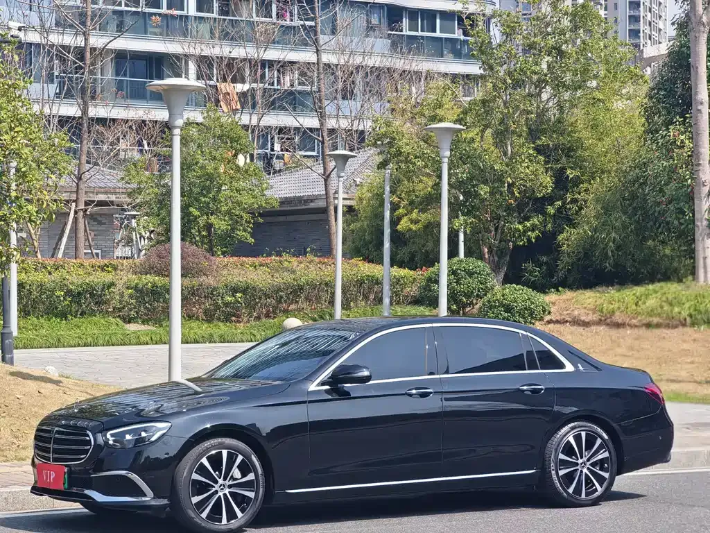 Mercedes-Benz E-Class New Energy — фото 1