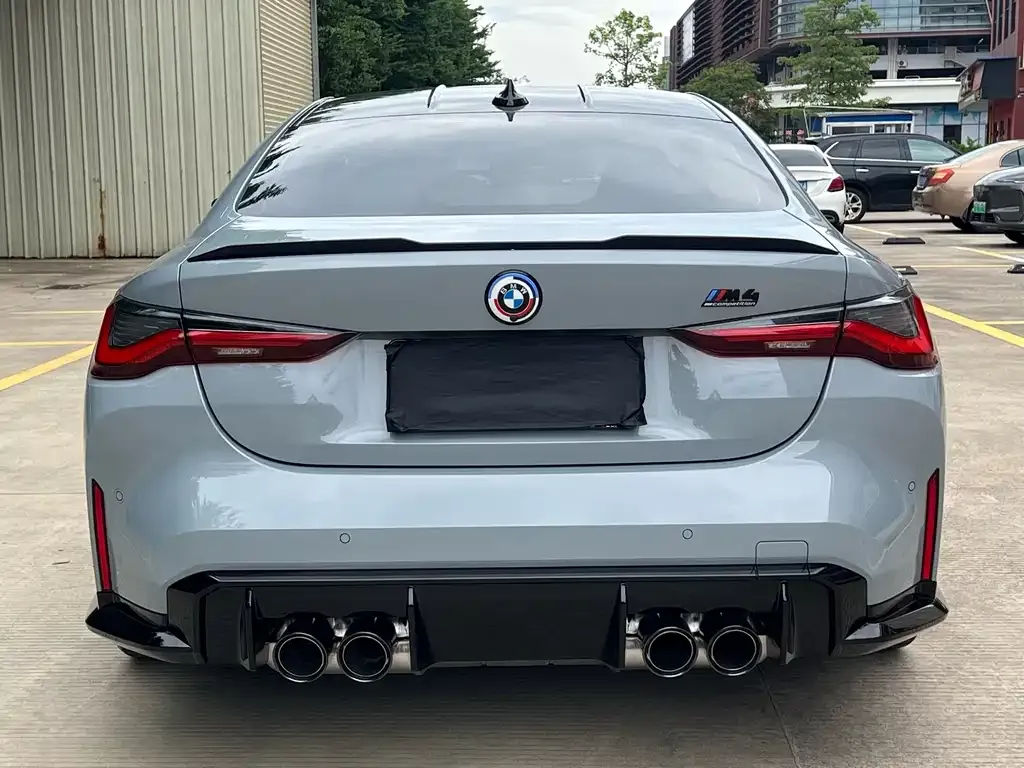 BMW M4 — фото 5