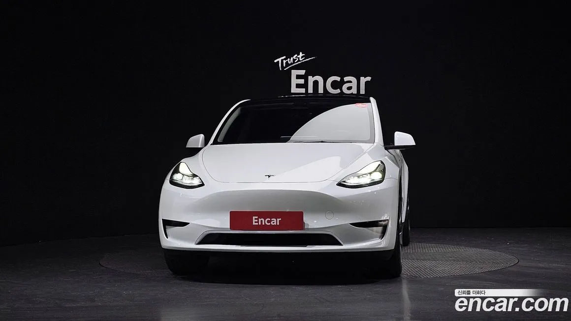 Tesla Model Y — фото 3