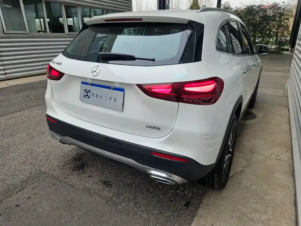 Mercedes-Benz GLA — фото 5