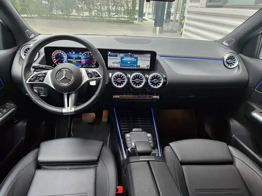 Mercedes-Benz GLA — фото 6