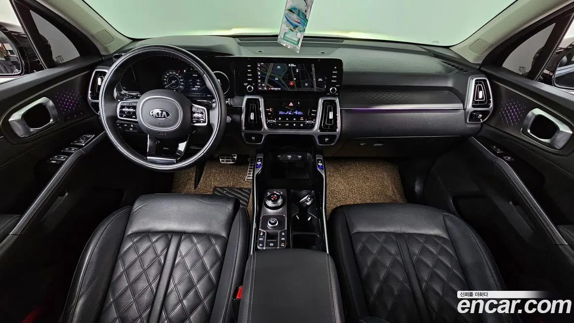 Kia Sorento — фото 6