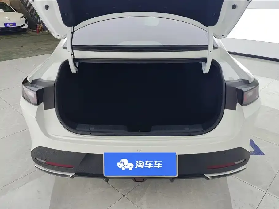Changan Eado — фото 4