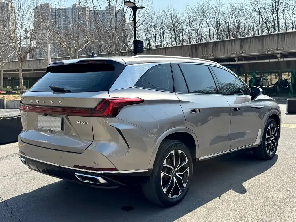 Roewe RX9 — фото 10
