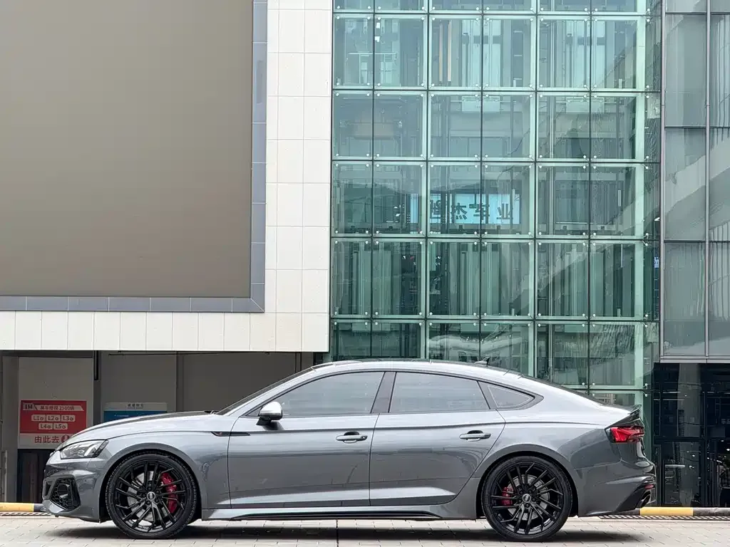 Audi RS 5 — фото 7