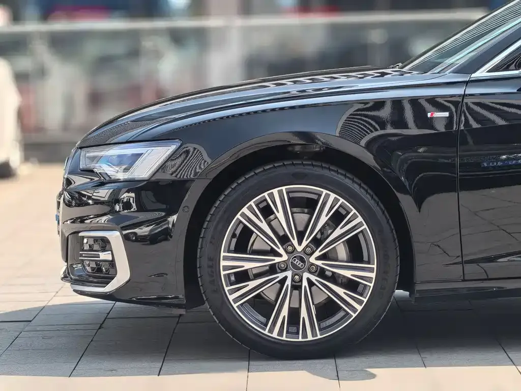 Audi A6L — фото 4