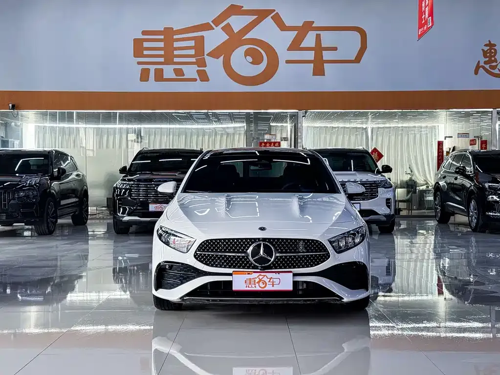 Mercedes-Benz A-Class — фото 1