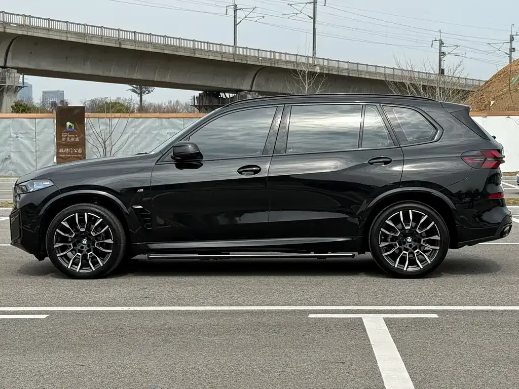 BMW X5 — фото 5