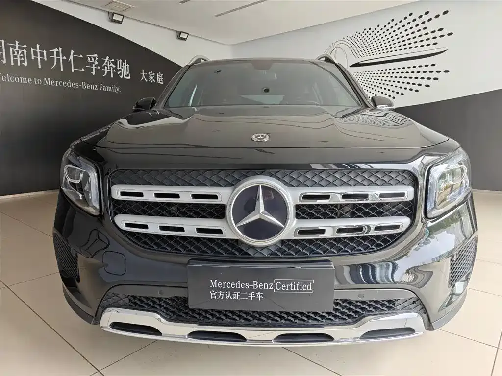 Mercedes-Benz GLB — фото 10