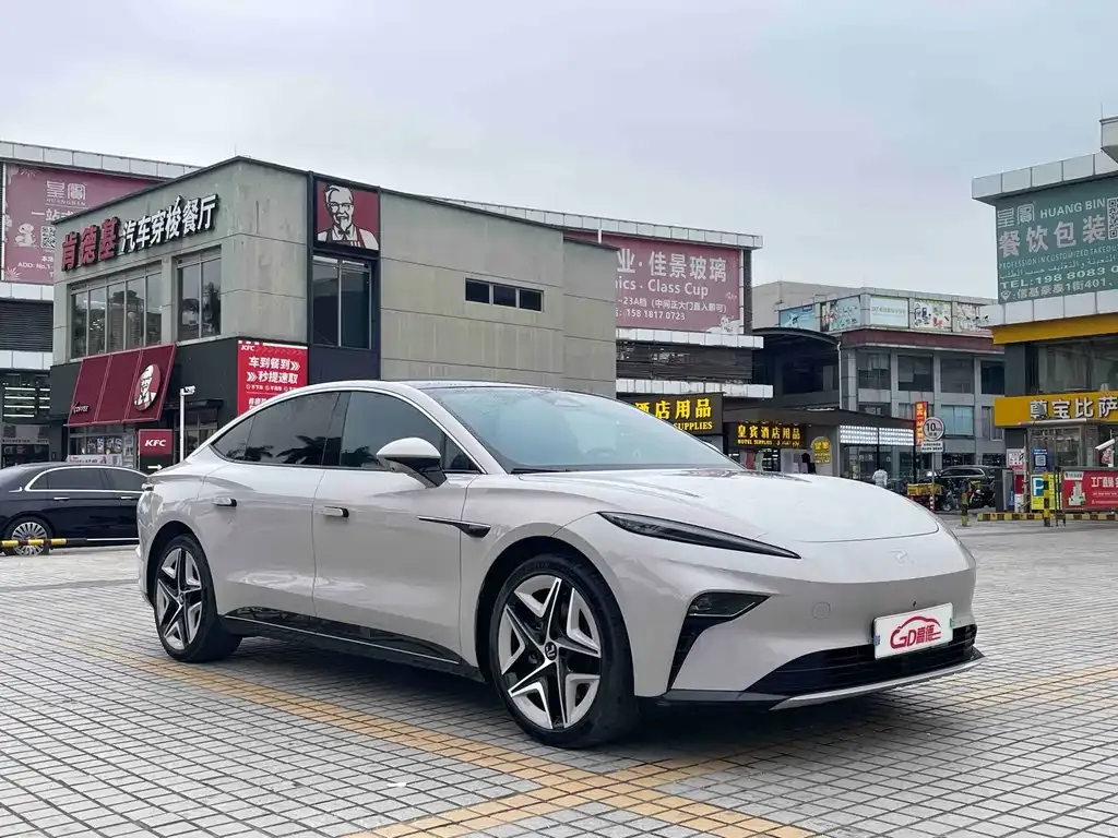Roewe Feifan F7 — фото 2