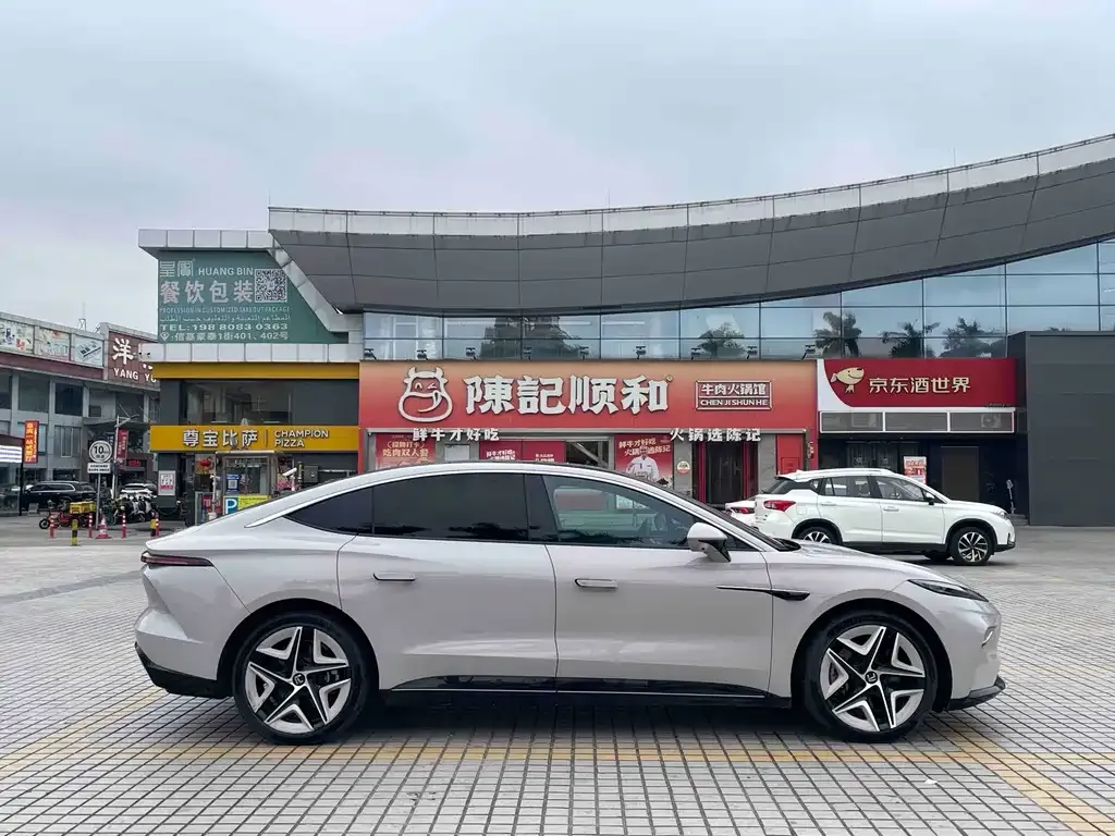 Roewe Feifan F7 — фото 4