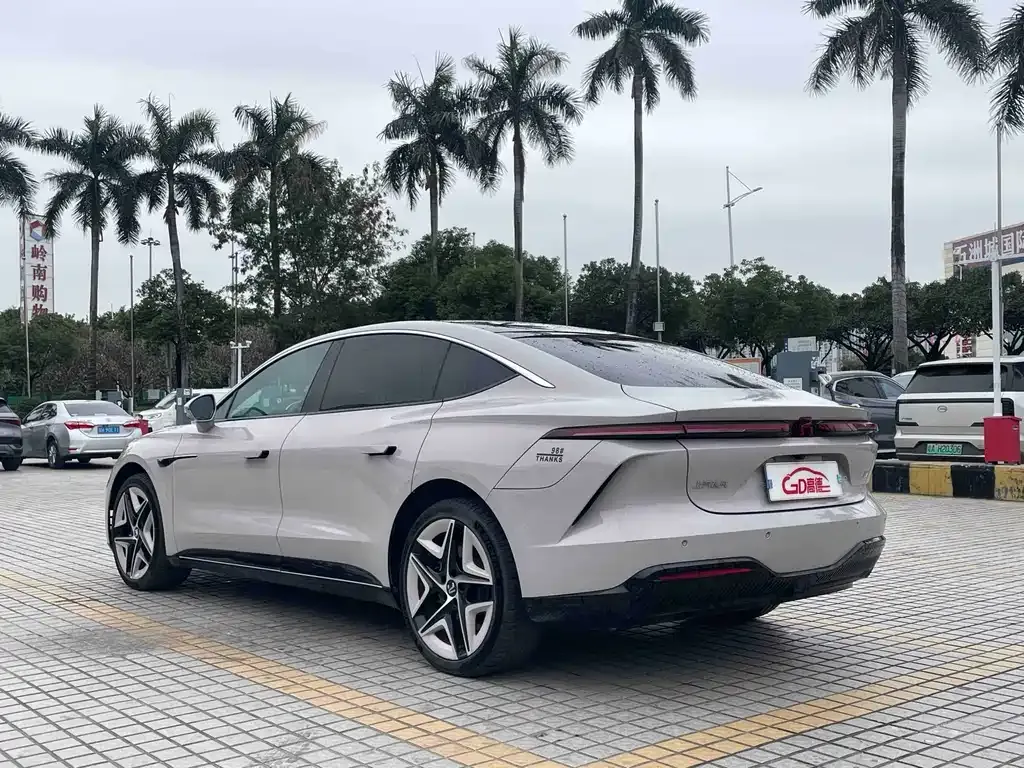 Roewe Feifan F7 — фото 3
