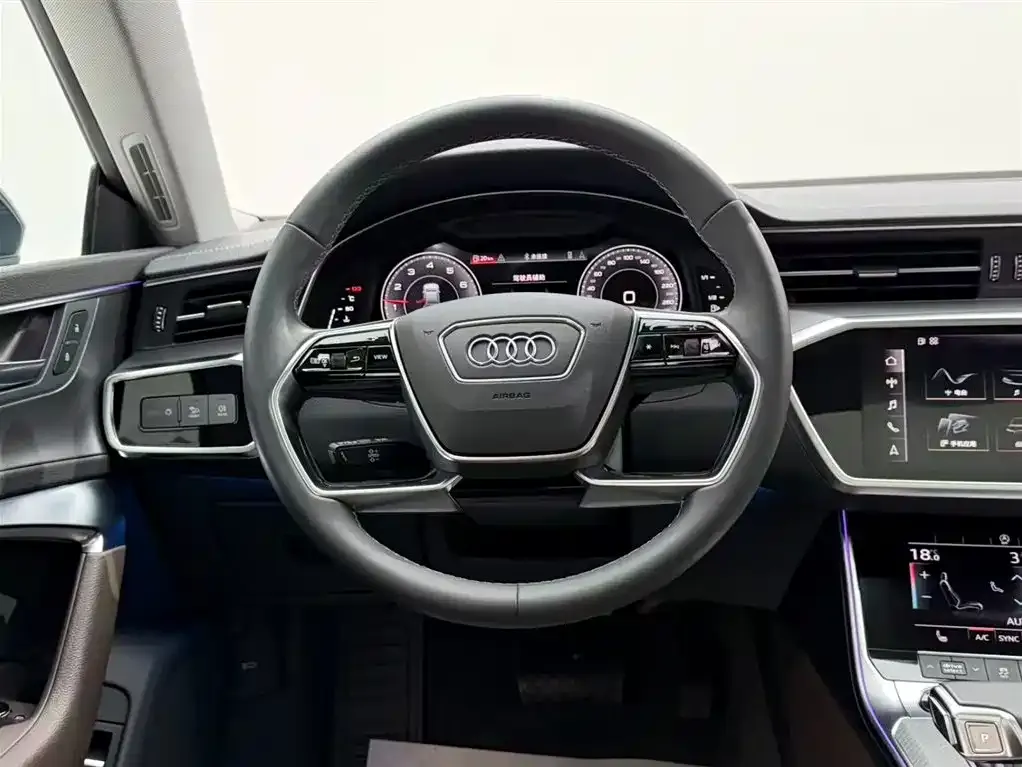 Audi A7L — фото 5