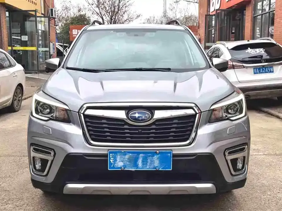 Subaru Forester — фото 6