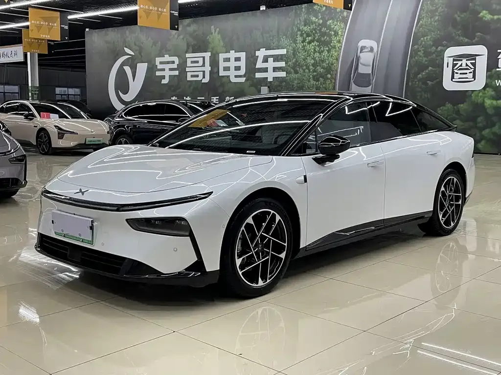 XPeng P7+ — фото 1