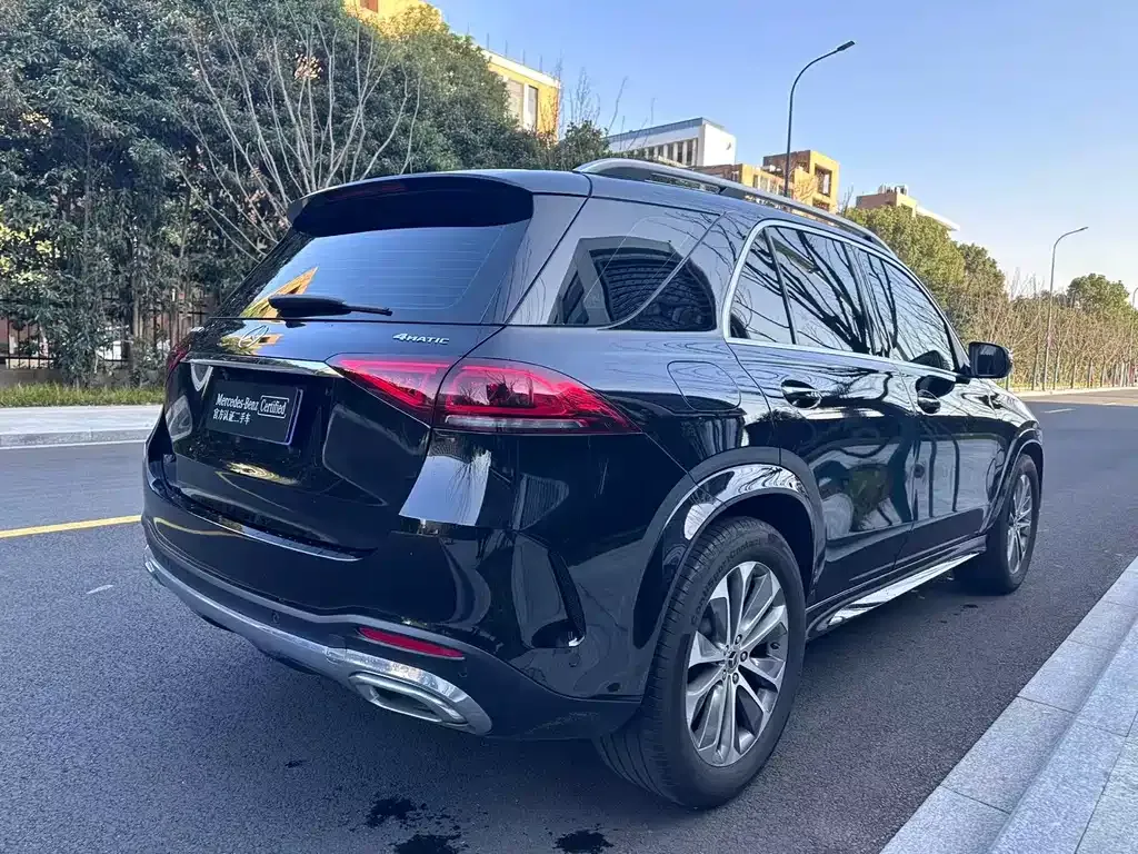 Mercedes-Benz GLE — фото 7