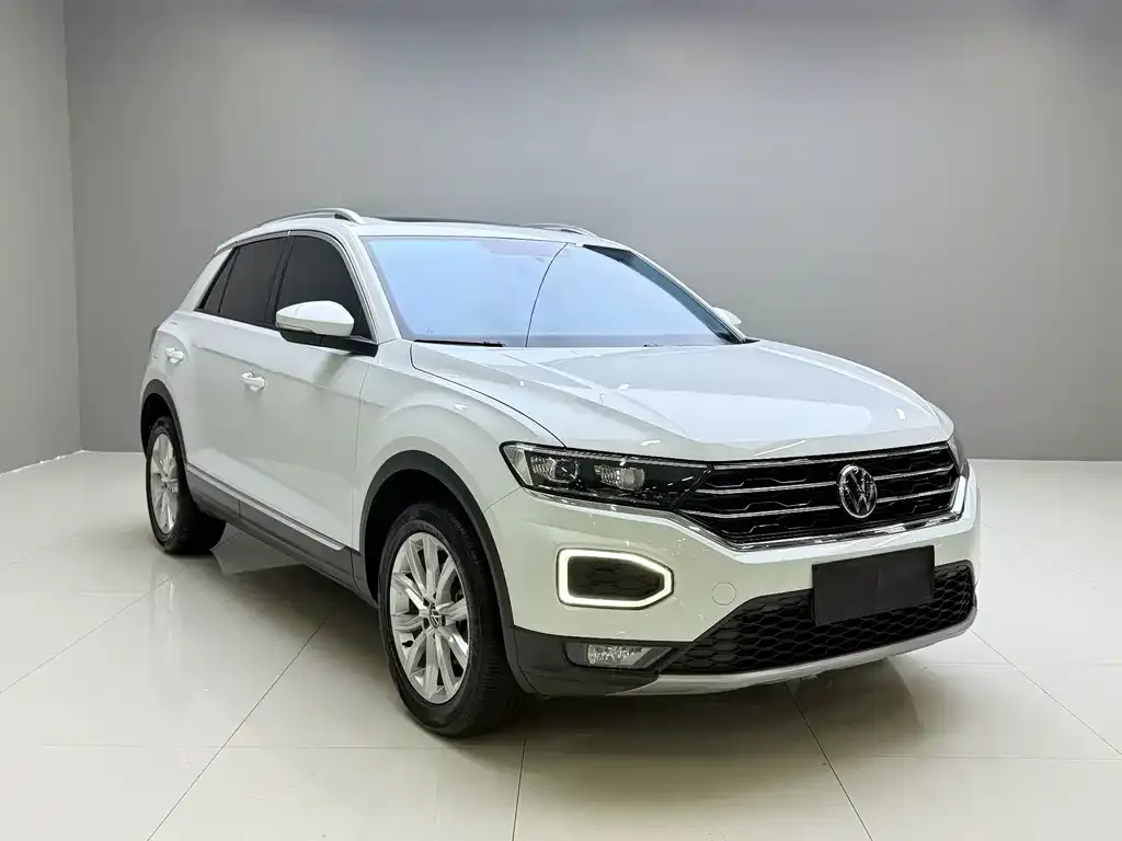 Volkswagen T-Roc — фото 4