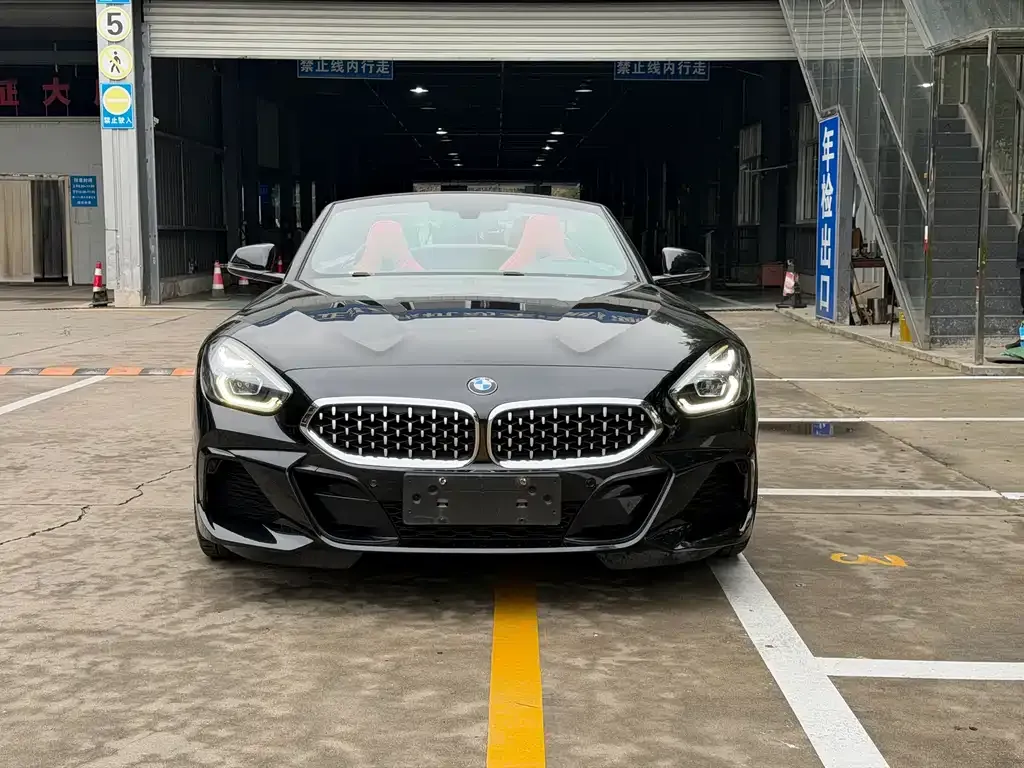 BMW Z4 — фото 5