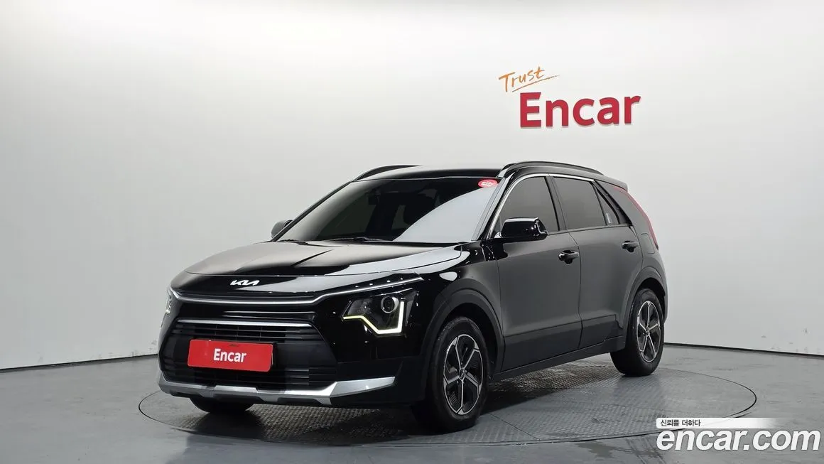 Kia Niro — фото 1