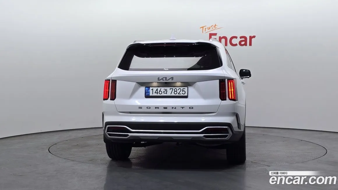 Kia Sorento — фото 6