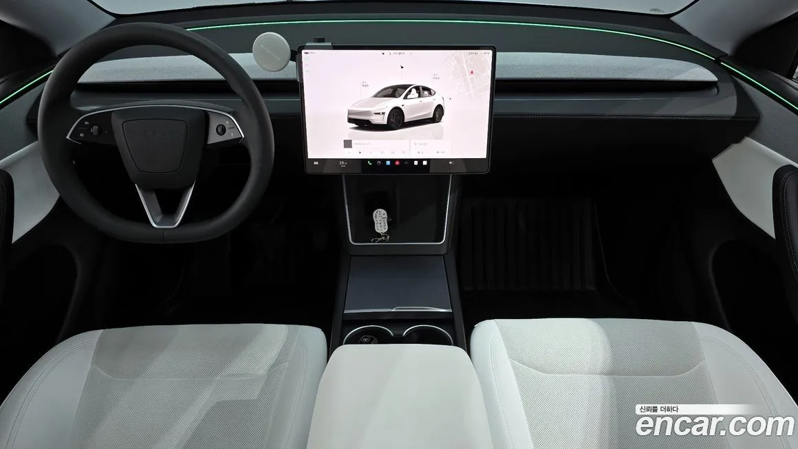 Tesla Model Y — фото 8