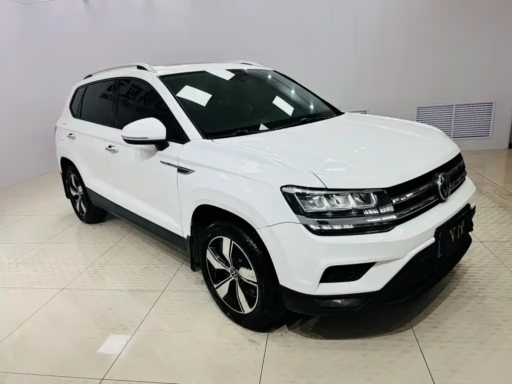 Volkswagen Tharu — фото 3