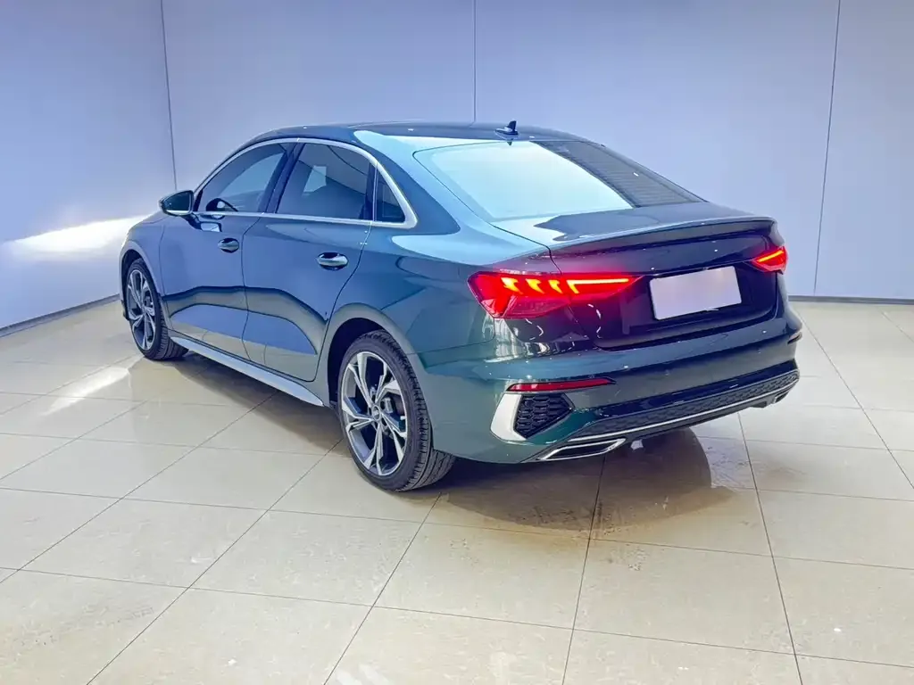 Audi A3 — фото 2