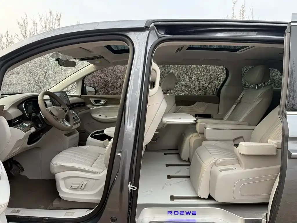 Roewe iMAX8 — фото 4