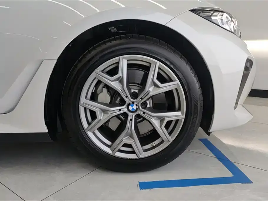 BMW i3 — фото 3