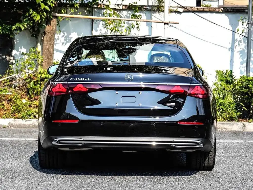 Mercedes-Benz E-Class New Energy — фото 5