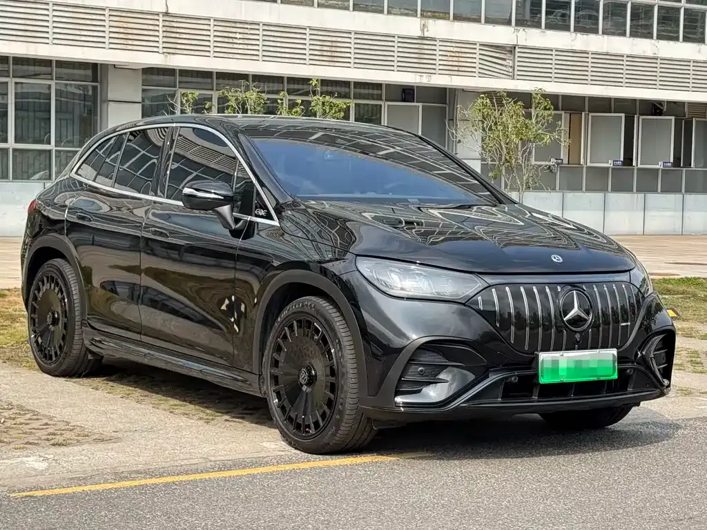 Mercedes-Benz EQE SUV — фото 9